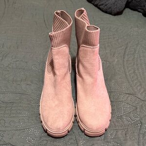 Sincerely Jules Blush Ankle Boots